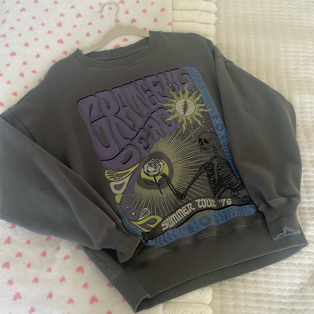 AMERICAN EAGLE GRATEFUL DEAD SWEATSHIRT